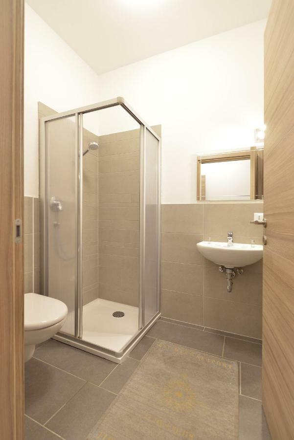Mary'S Rooms & Apartments Болзано Екстериор снимка