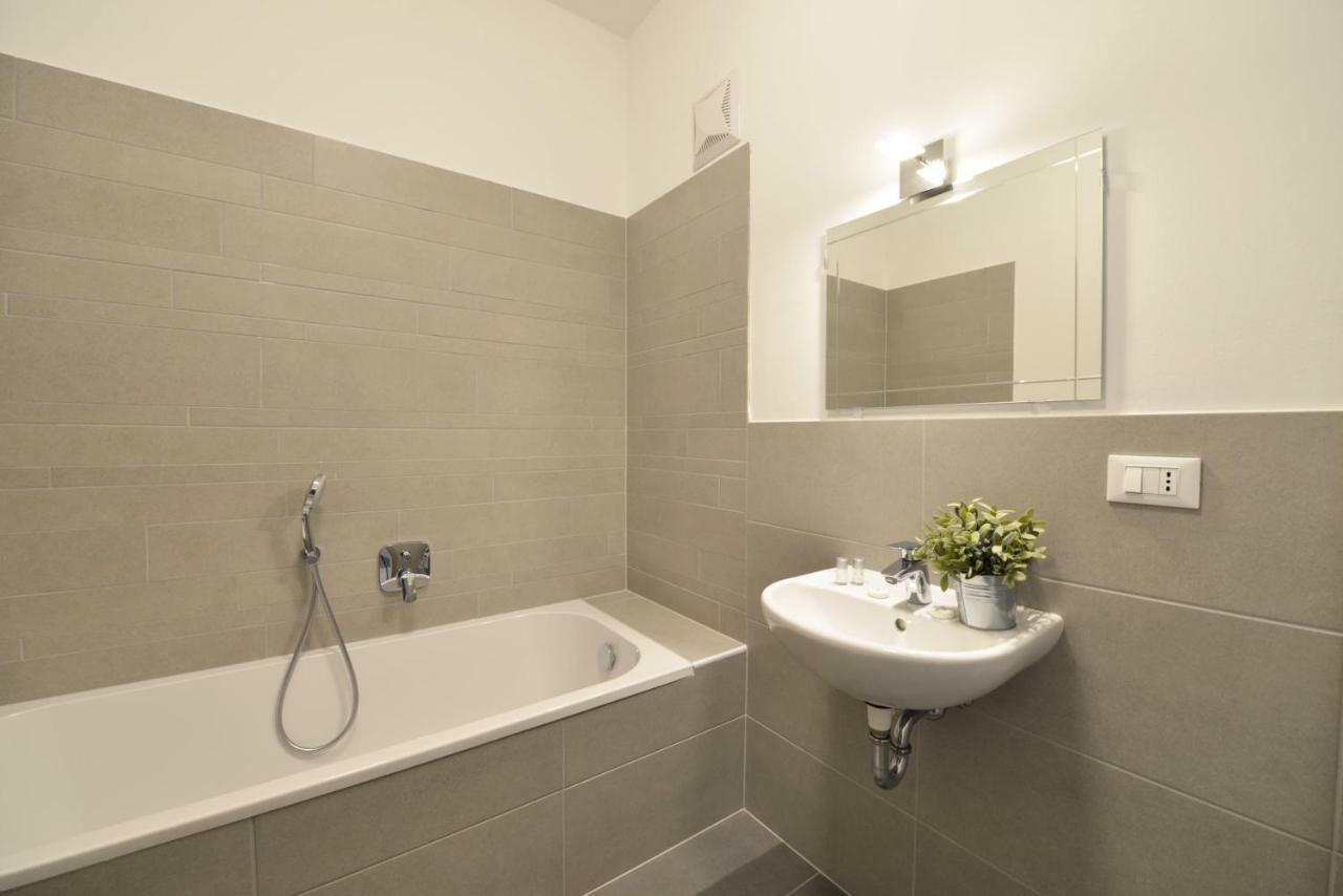 Mary'S Rooms & Apartments Болзано Екстериор снимка
