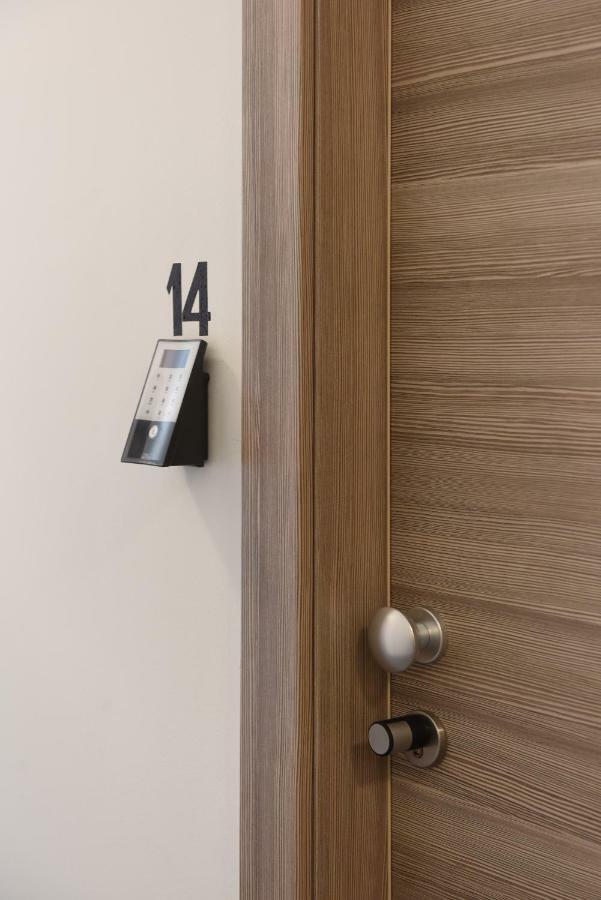 Mary'S Rooms & Apartments Болзано Екстериор снимка