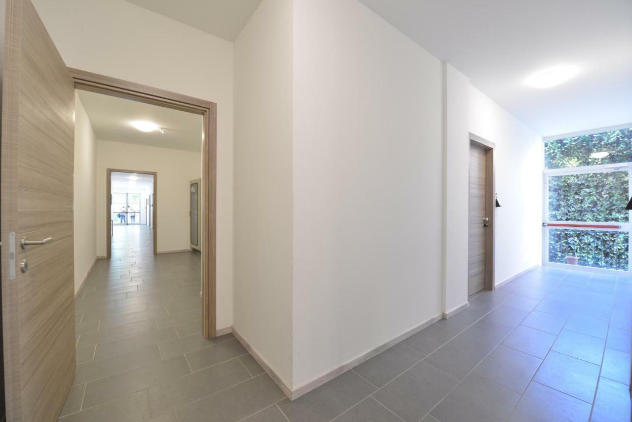 Mary'S Rooms & Apartments Болзано Екстериор снимка