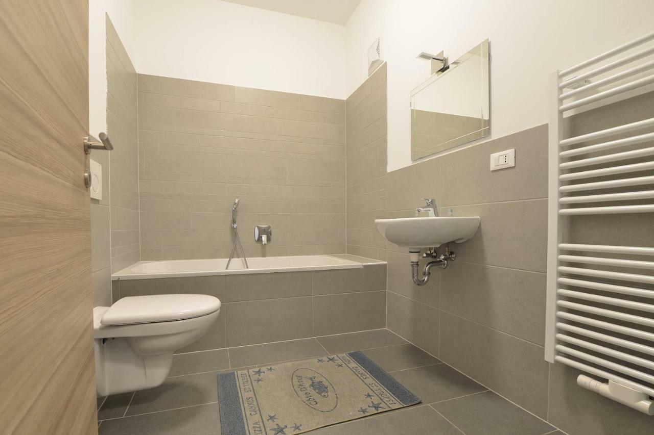 Mary'S Rooms & Apartments Болзано Екстериор снимка